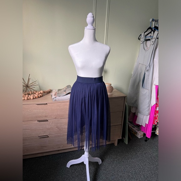 Navy Blue Modest Layered Pleated Highwaist Mesh Tutu Midi Knee-Length Skirt XS-S - Picture 4 of 16